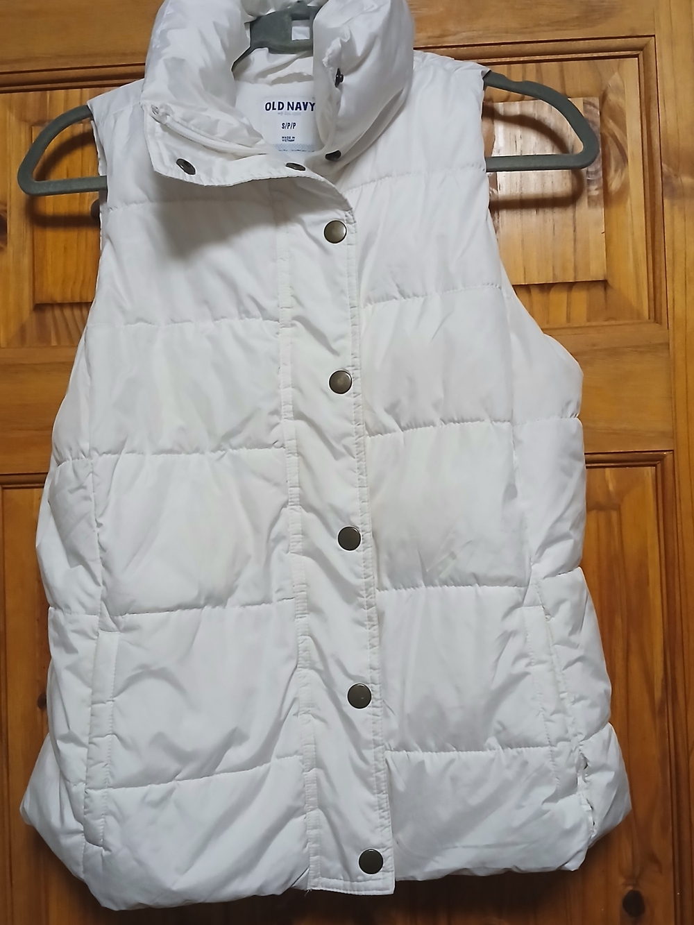 Old Navy White Quilted Puffer Vest for Women